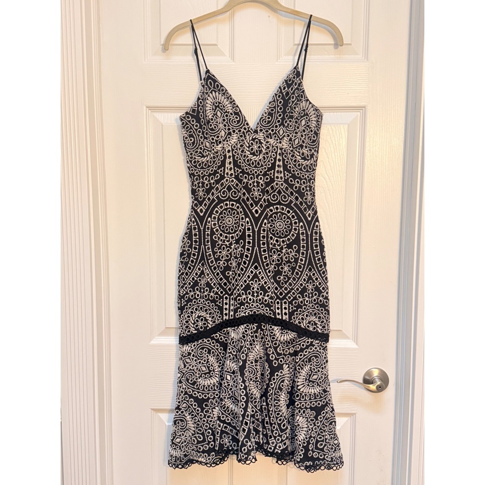 Karina Grimaldi Embroidered Eyelet Midi Dress Black White V-Neck Small